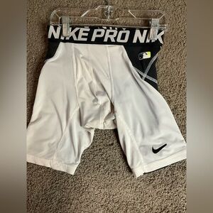 Mens Nike Pro Combat MLB Baseball Sliding/Compression Shorts White sz S